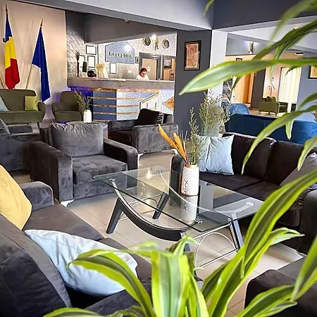 Hotel Voila 3*
