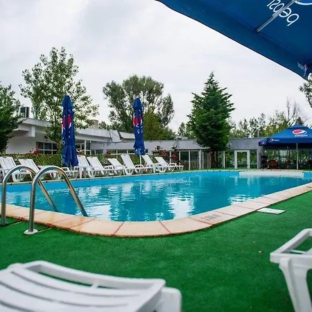Voila Mamaia